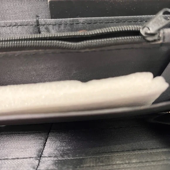 raffia straw zipper clutch wallet - holds 12 cards plus cash - Picture 7 of 8